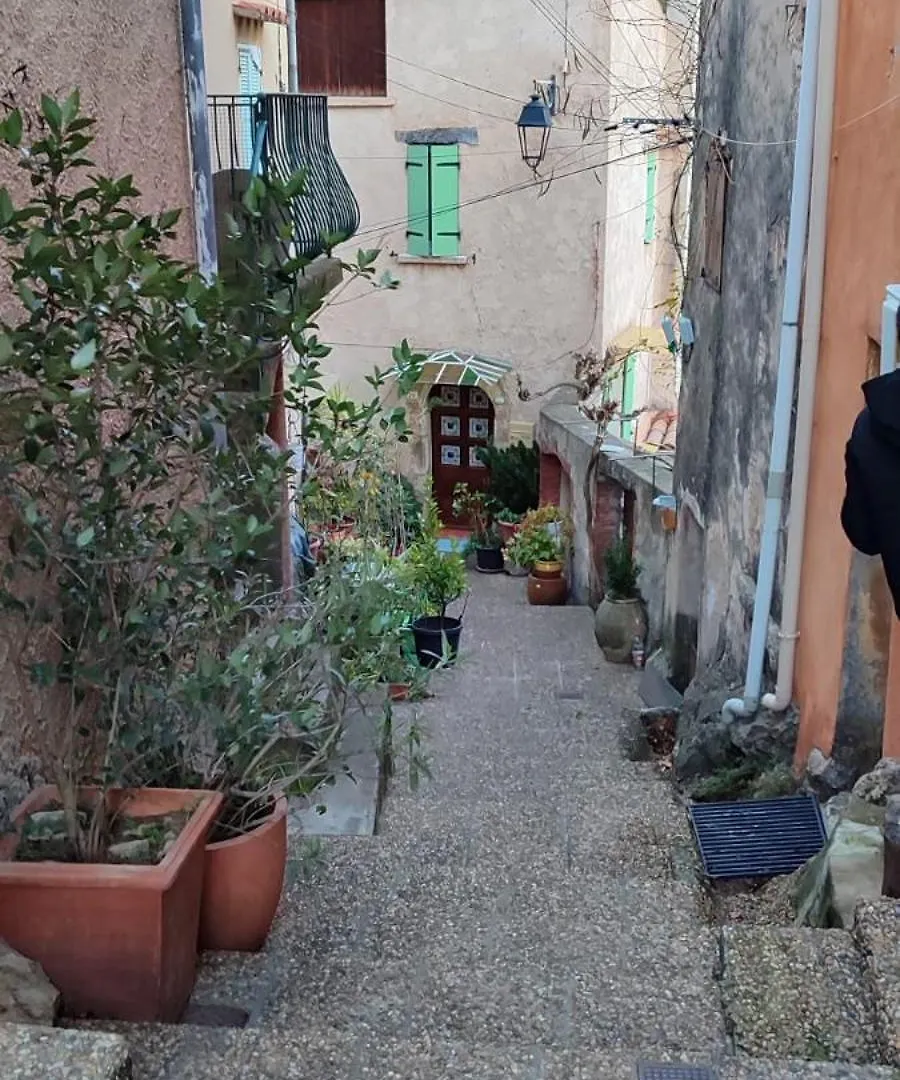 La Maison Des Roches' Casteaux Entrecasteaux