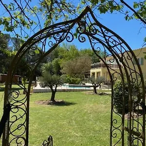 Couette-café L'eveil En Provence, Entrecasteaux